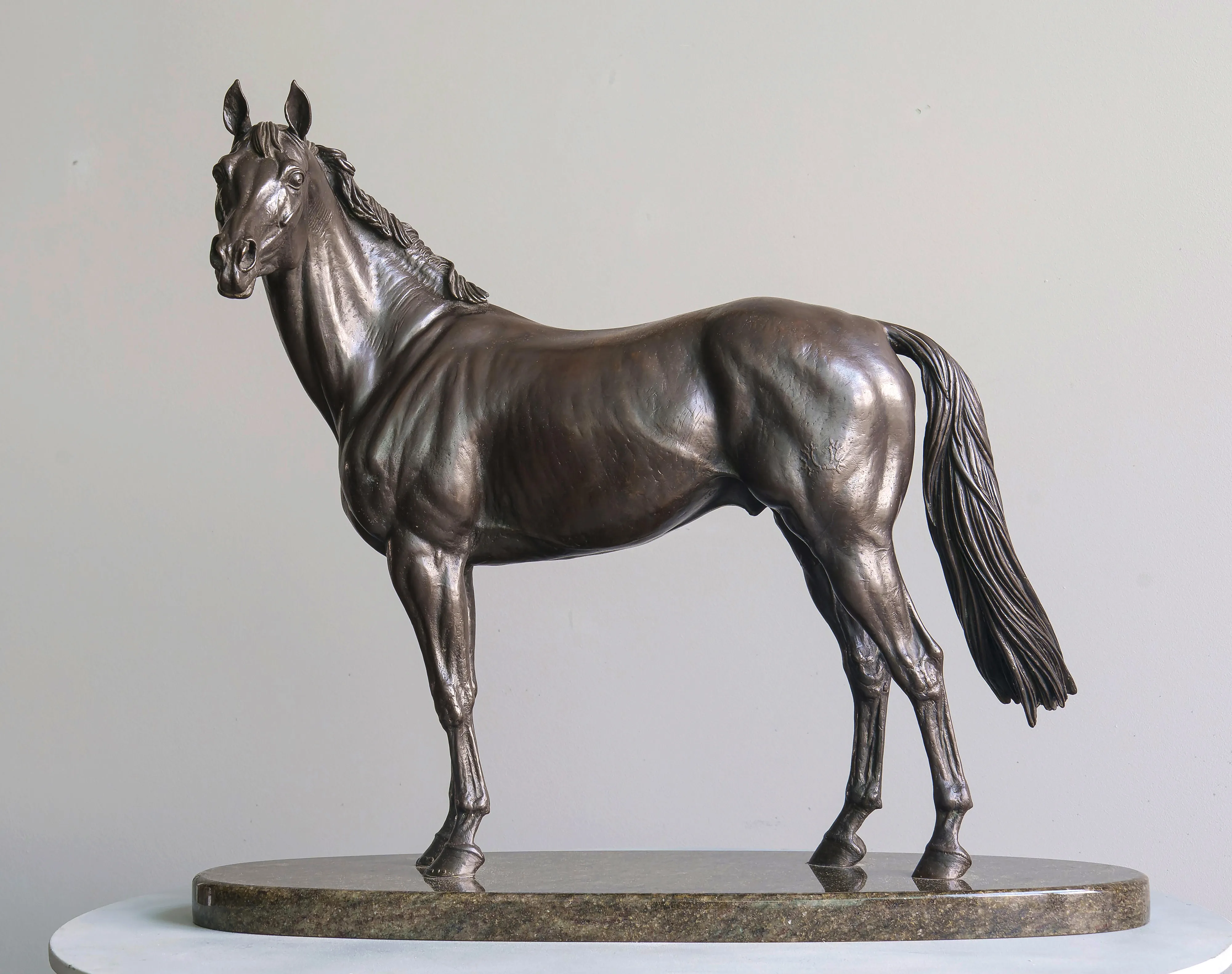 Ivernel, bronze sculpture by Sergey Bondarenko — front view
