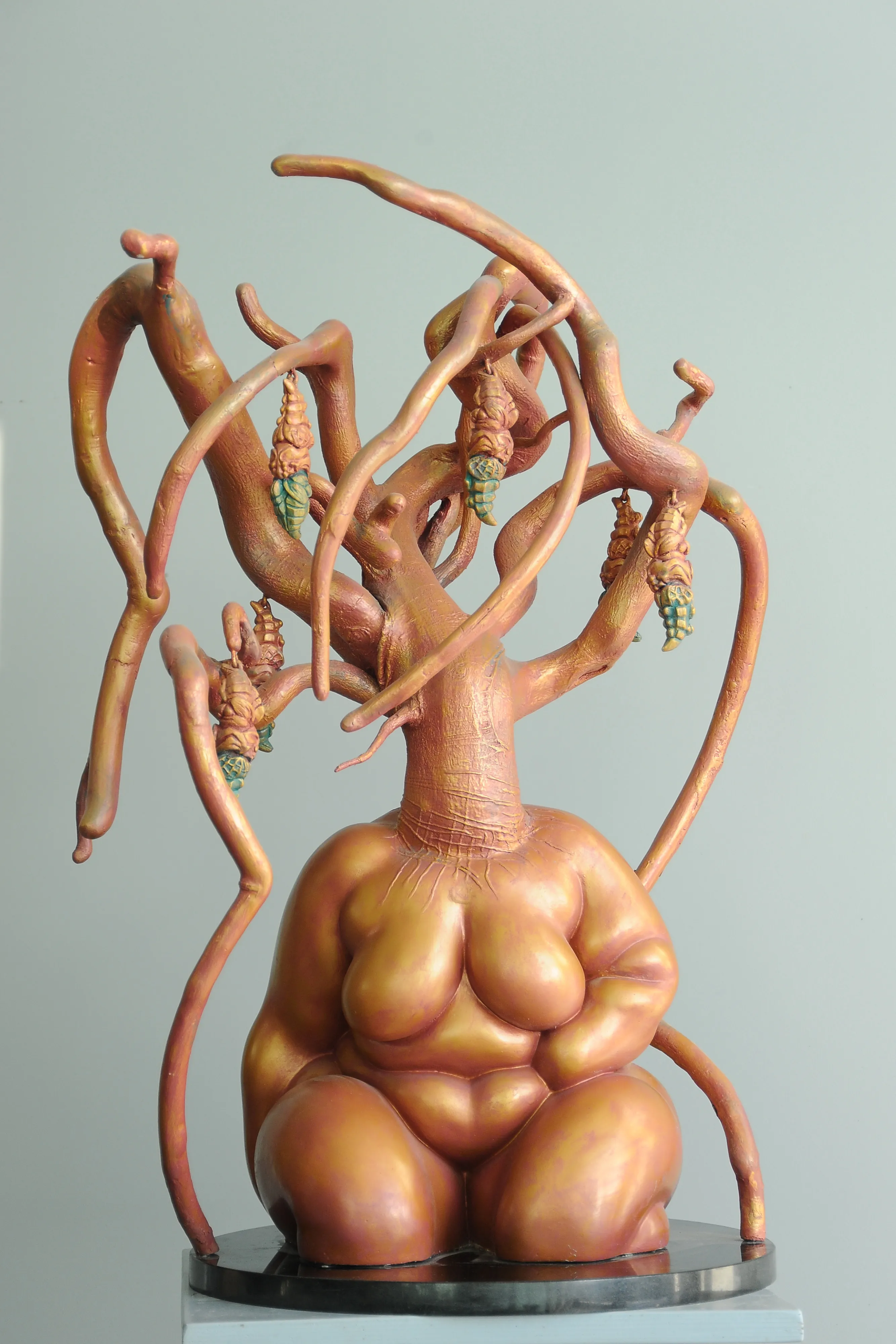 Daphne, resin sculpture by Sergey Bondarenko — front view