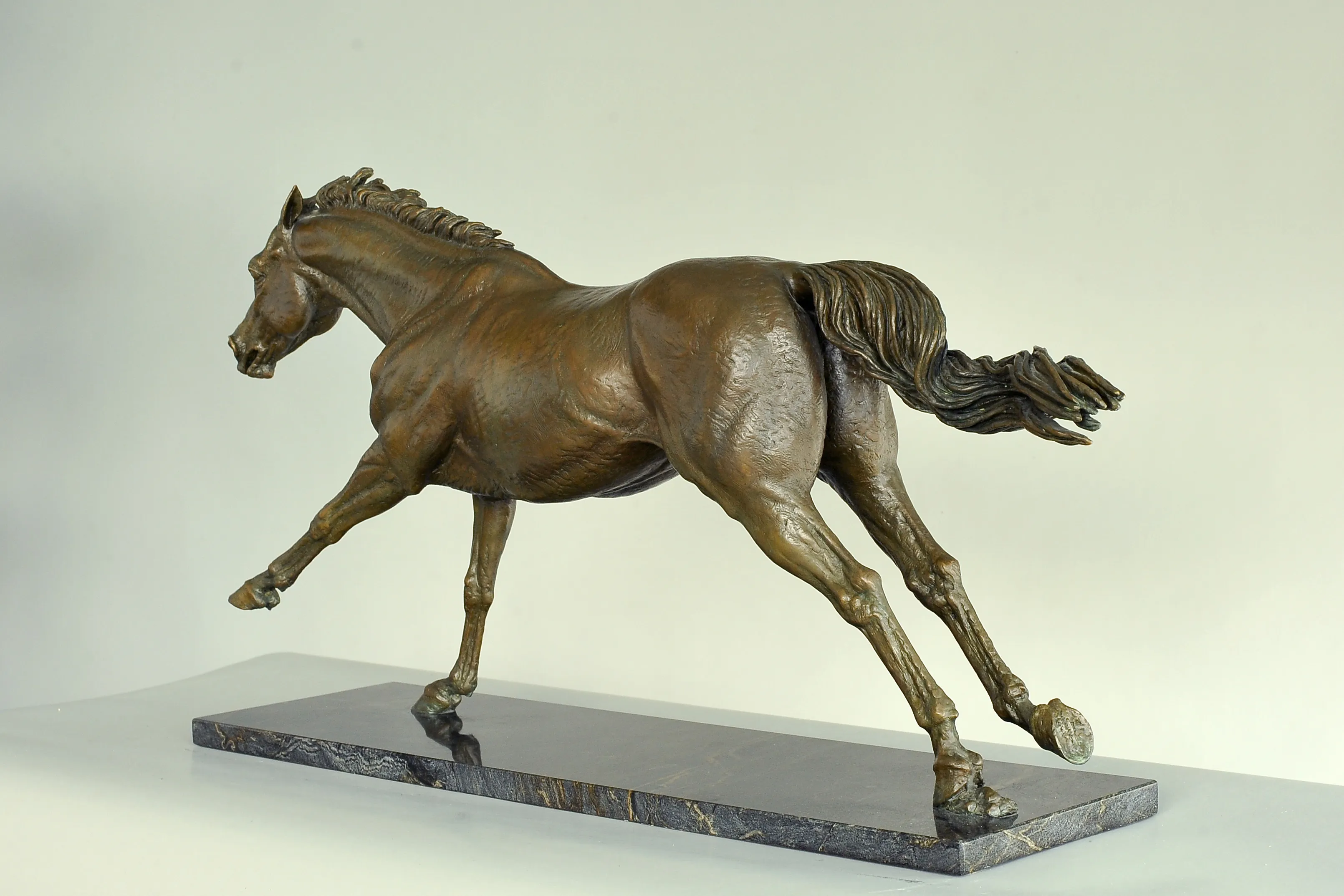 Dubai Millennium, bronze sculpture by Sergey Bondarenko —alternate angle 4