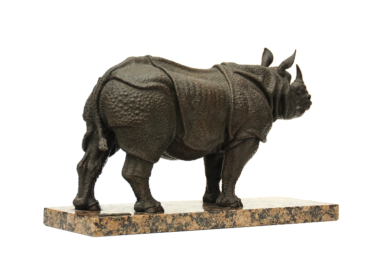 Indian rhinoceros, bronze sculpture by Sergey Bondarenko — alternate angle 4