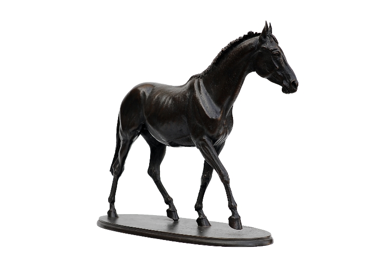 Intornado, bronze sculpture by Sergey Bondarenko — front view