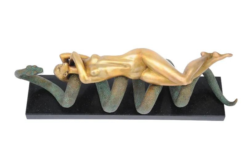 Temptation, bronze sculpture by Sergey Bondarenko — alternate angle 2