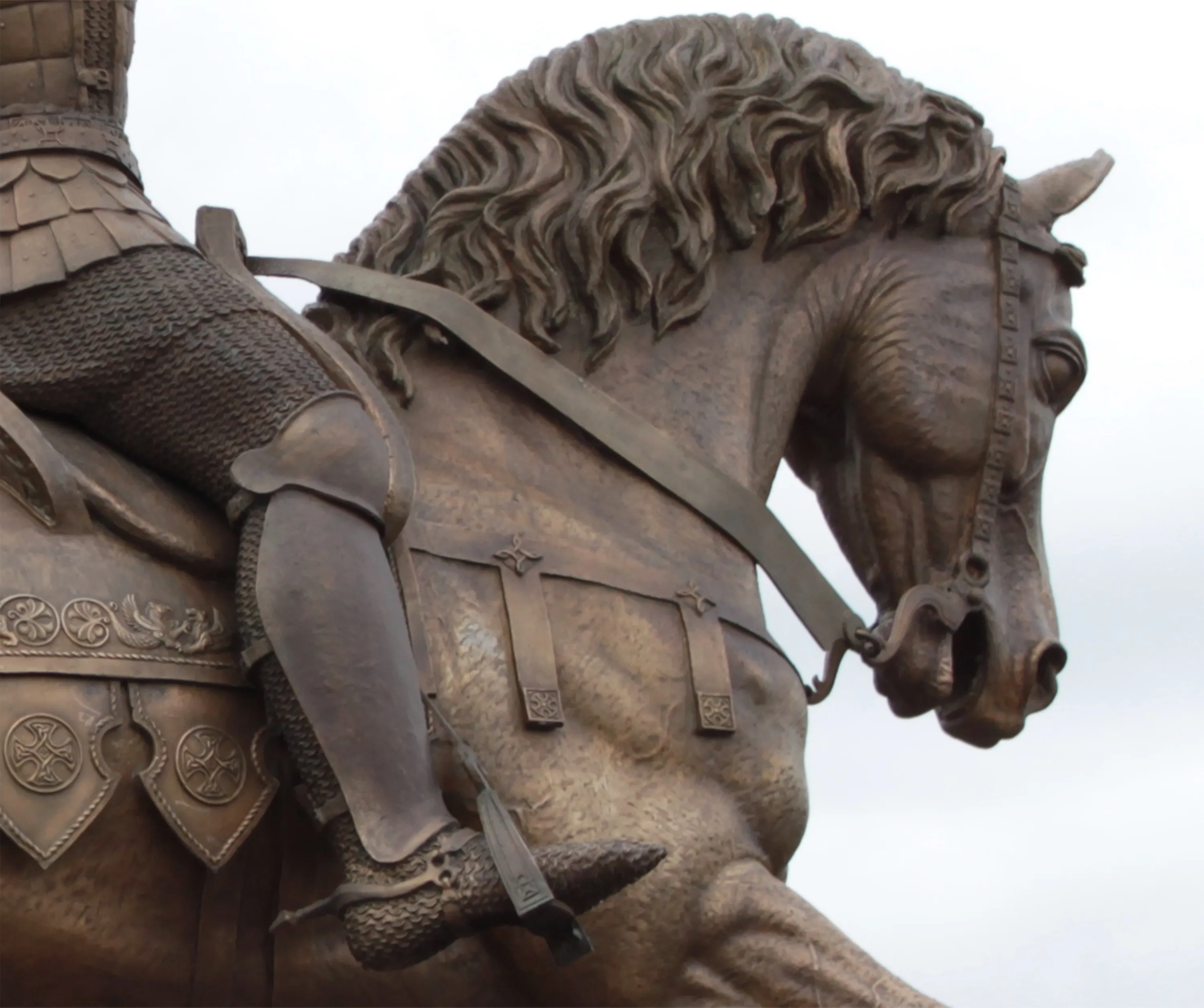 Olgerd, bronze monument by Sergey Bondarenko — installed in situ