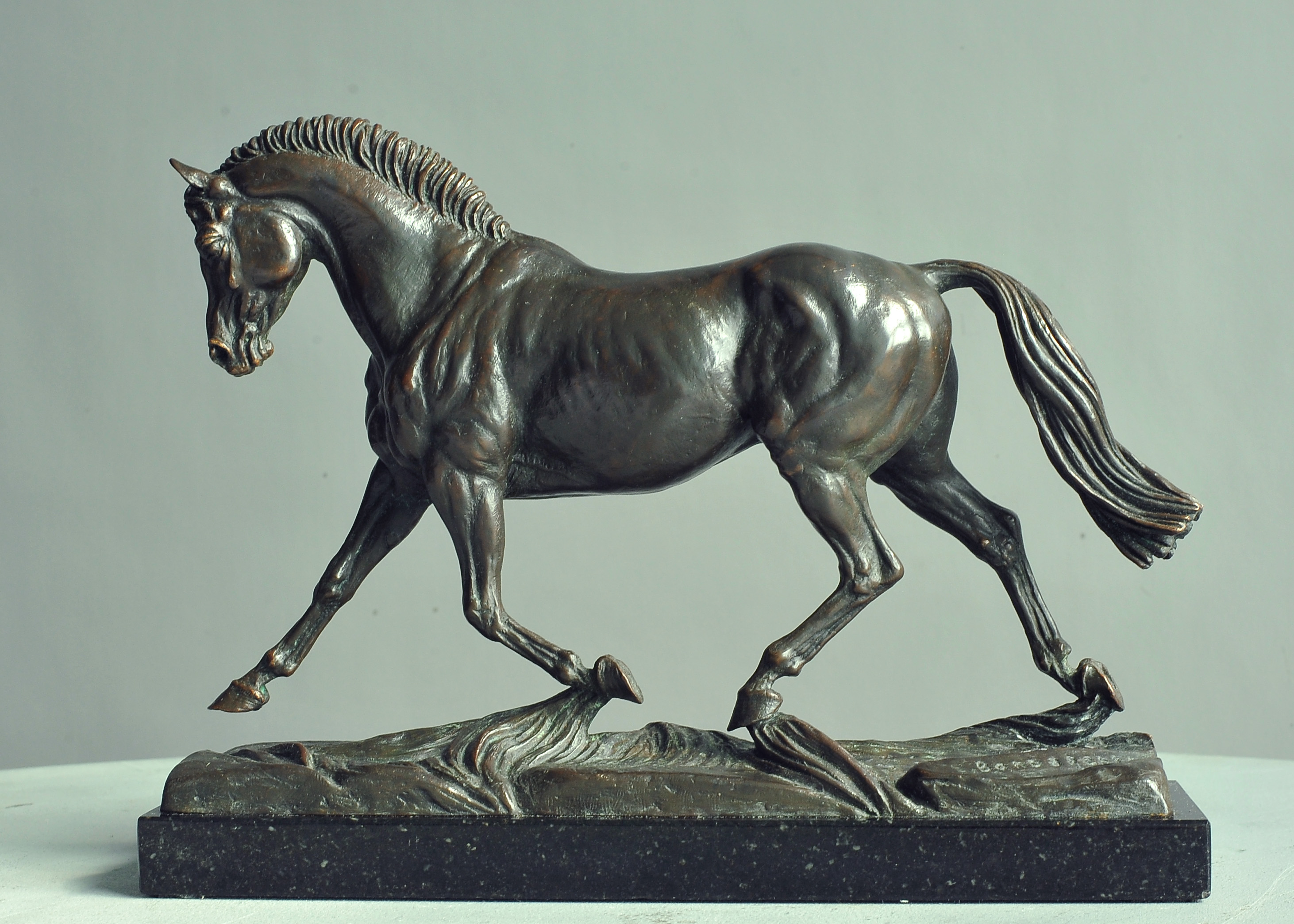 Lucky Champ, bronze sculpture by Sergey Bondarenko — alternate angle 1
