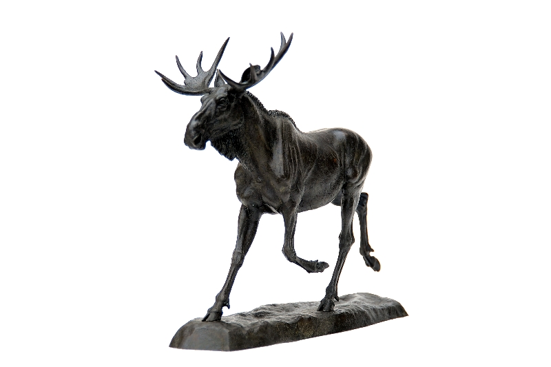 Moose, bronze sculpture by Sergey Bondarenko — alternate angle 1
