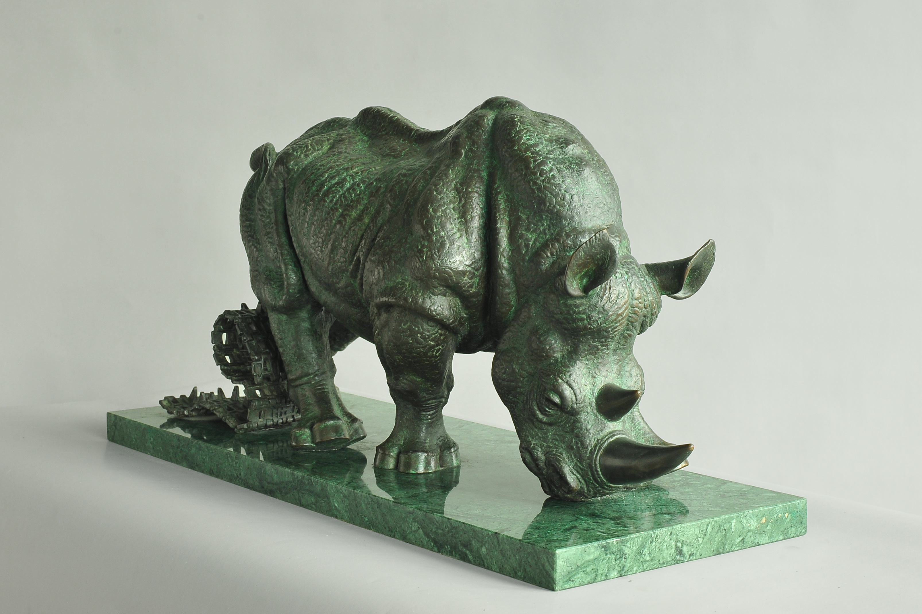 Onslaught, bronze sculpture by Sergey Bondarenko — alternate angle 1