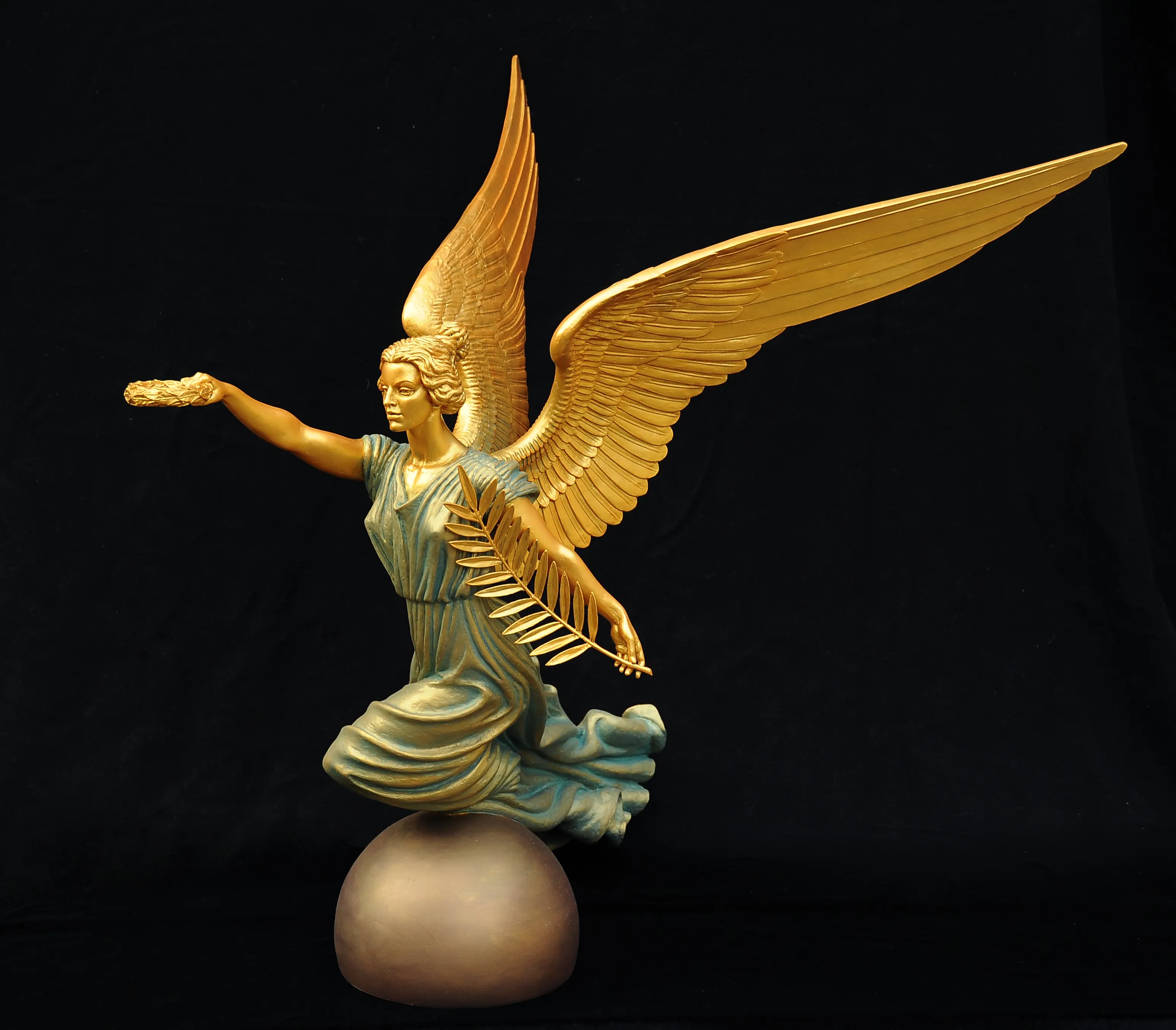 Nika Olympic, resin sculpture by Sergey Bondarenko — alternative tinting