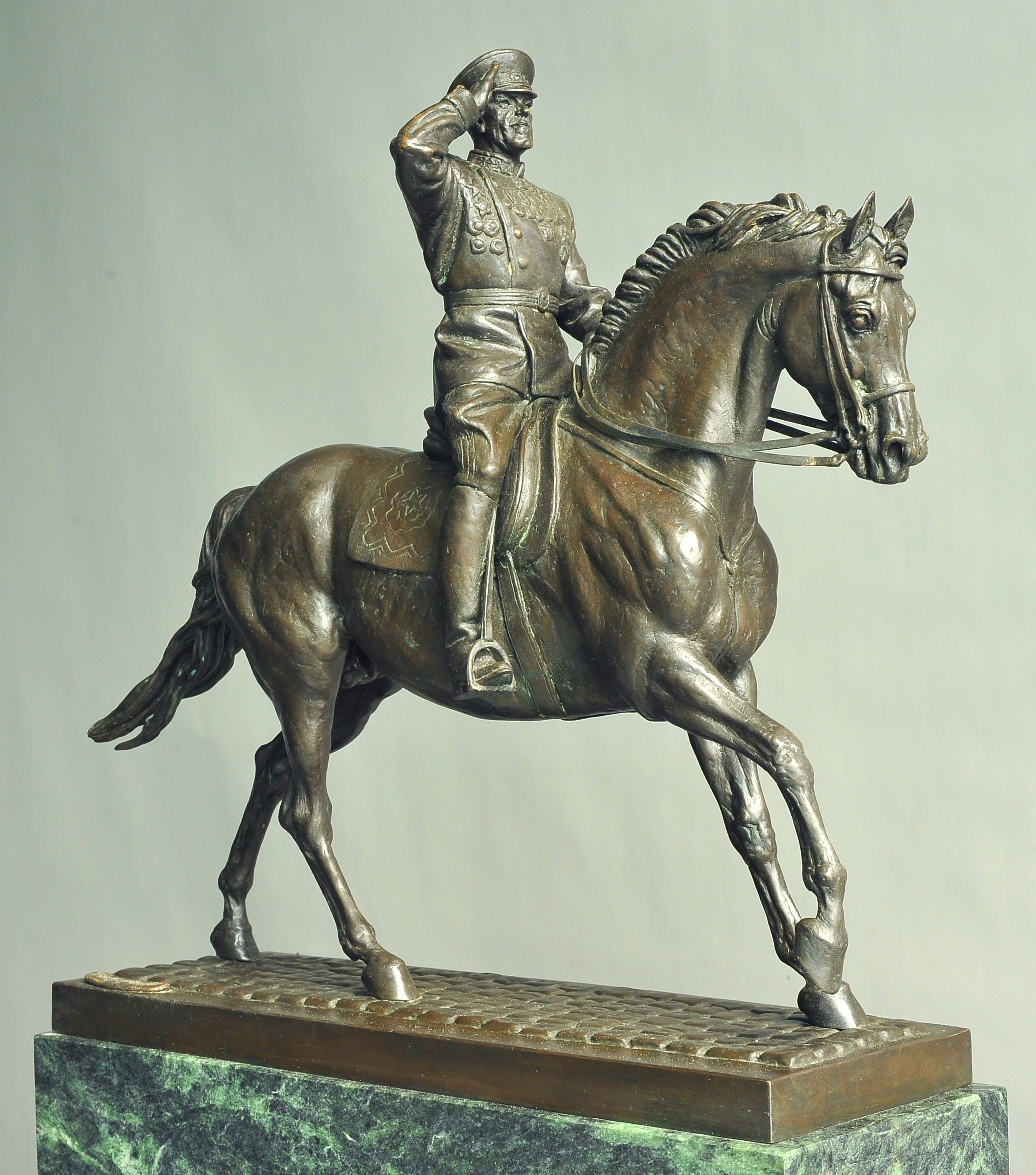 Victory parade  (Marshal Zhukov), bronze sculpture by Sergey Bondarenko — alternate angle 3