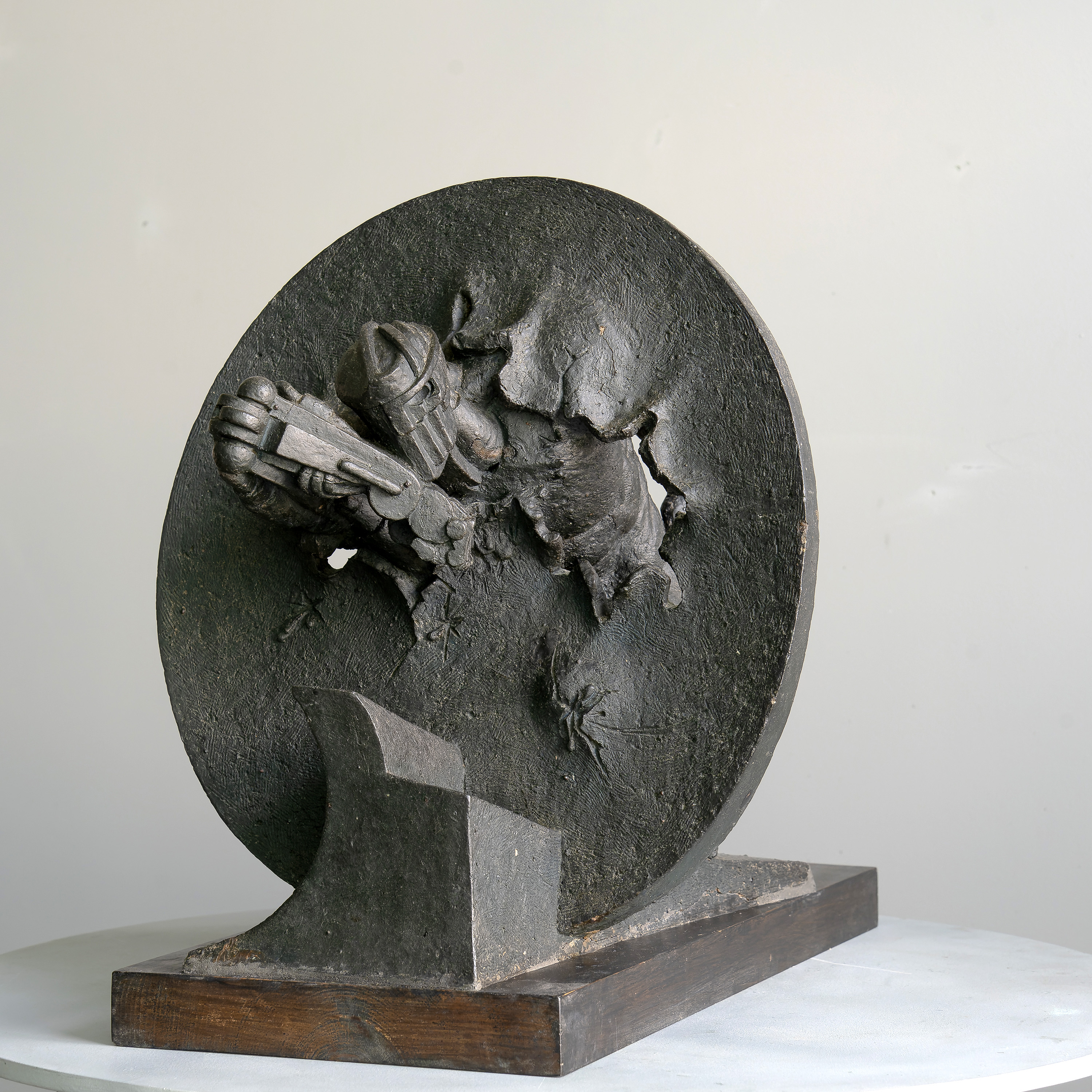 The Limit, bronze sculpture by Sergey Bondarenko — alternate angle 3