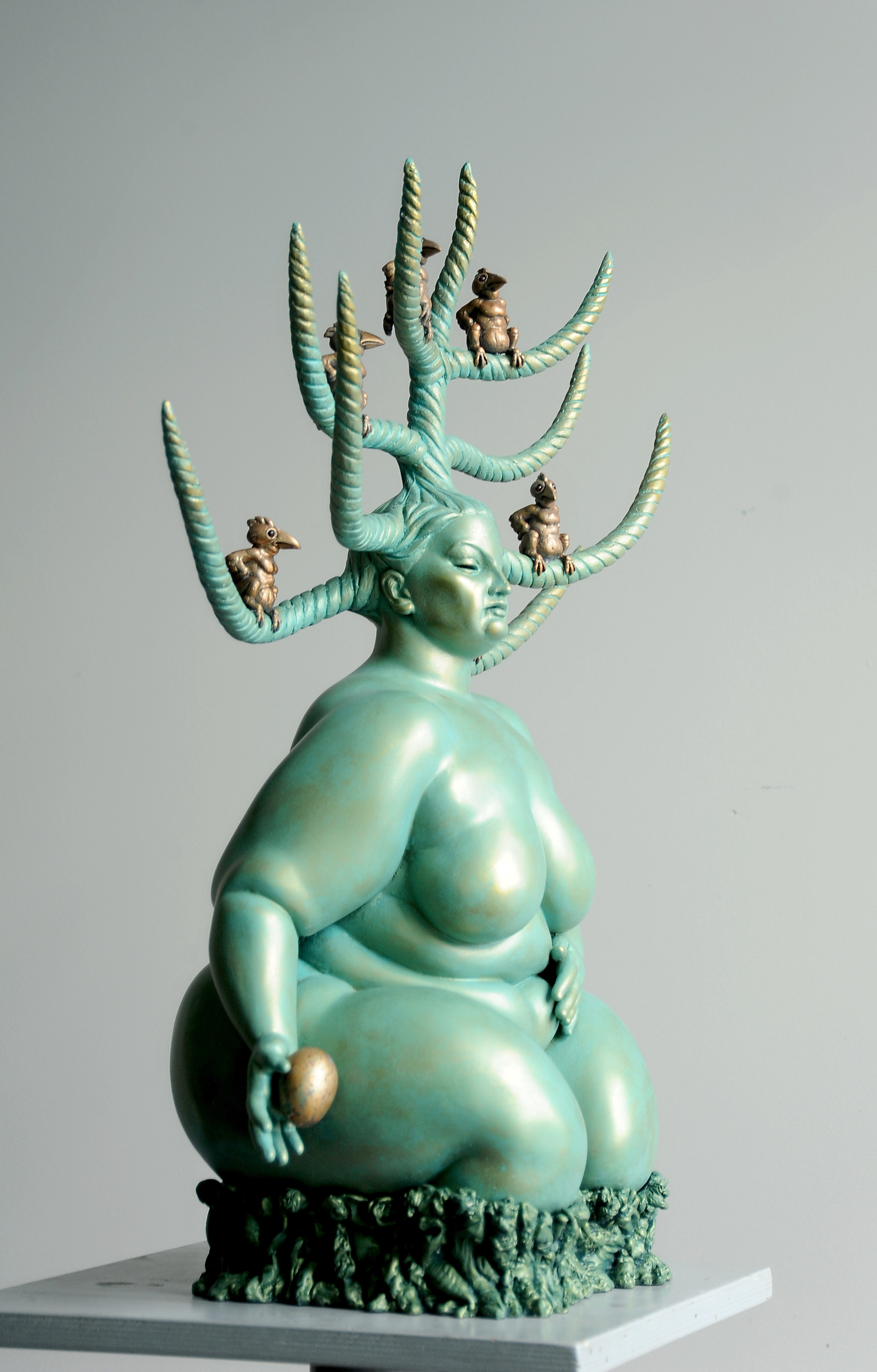 Prehistory, resin sculpture by Sergey Bondarenko — alternate angle 1