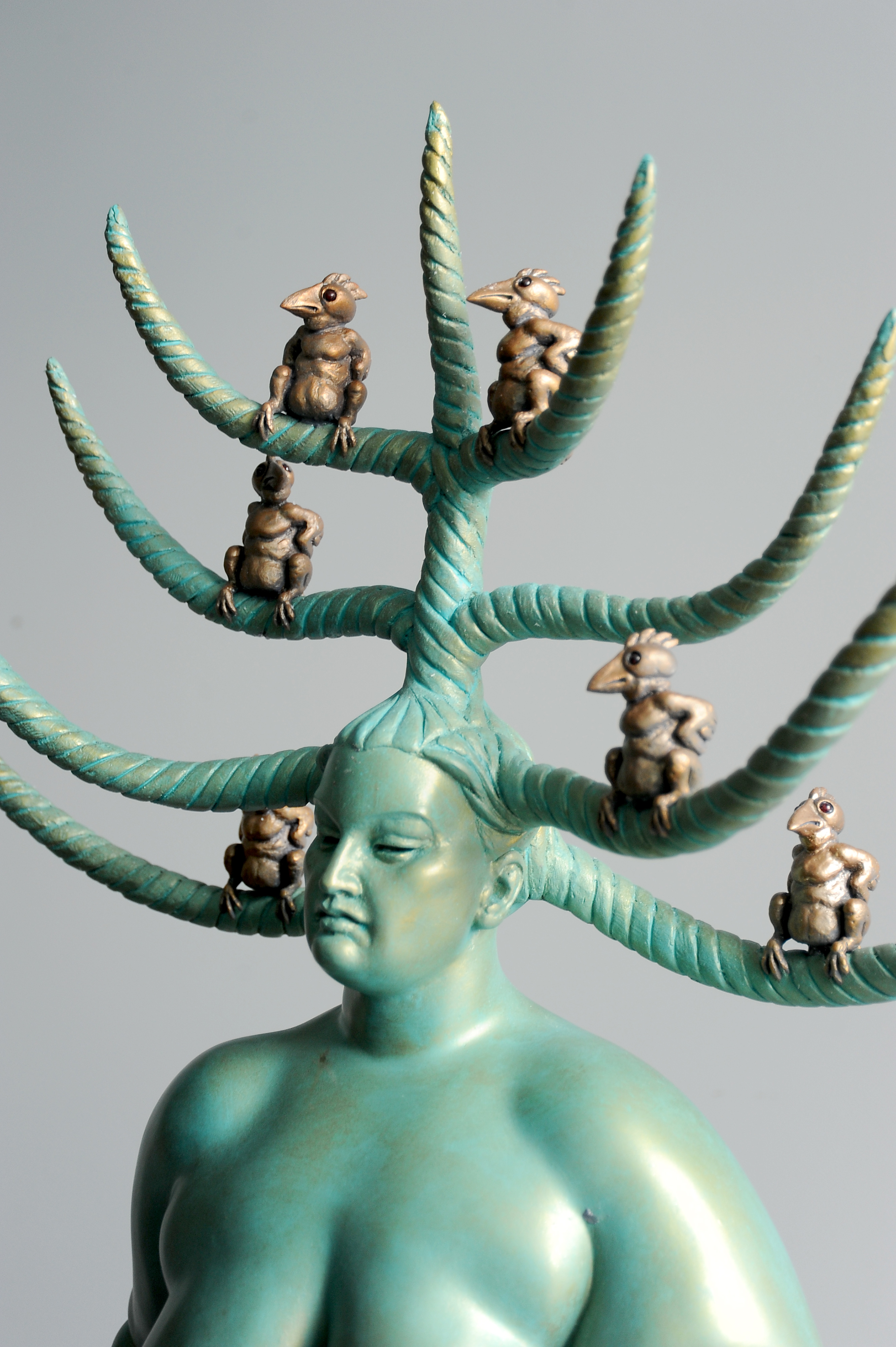 Prehistory, resin sculpture by Sergey Bondarenko — alternate angle 5