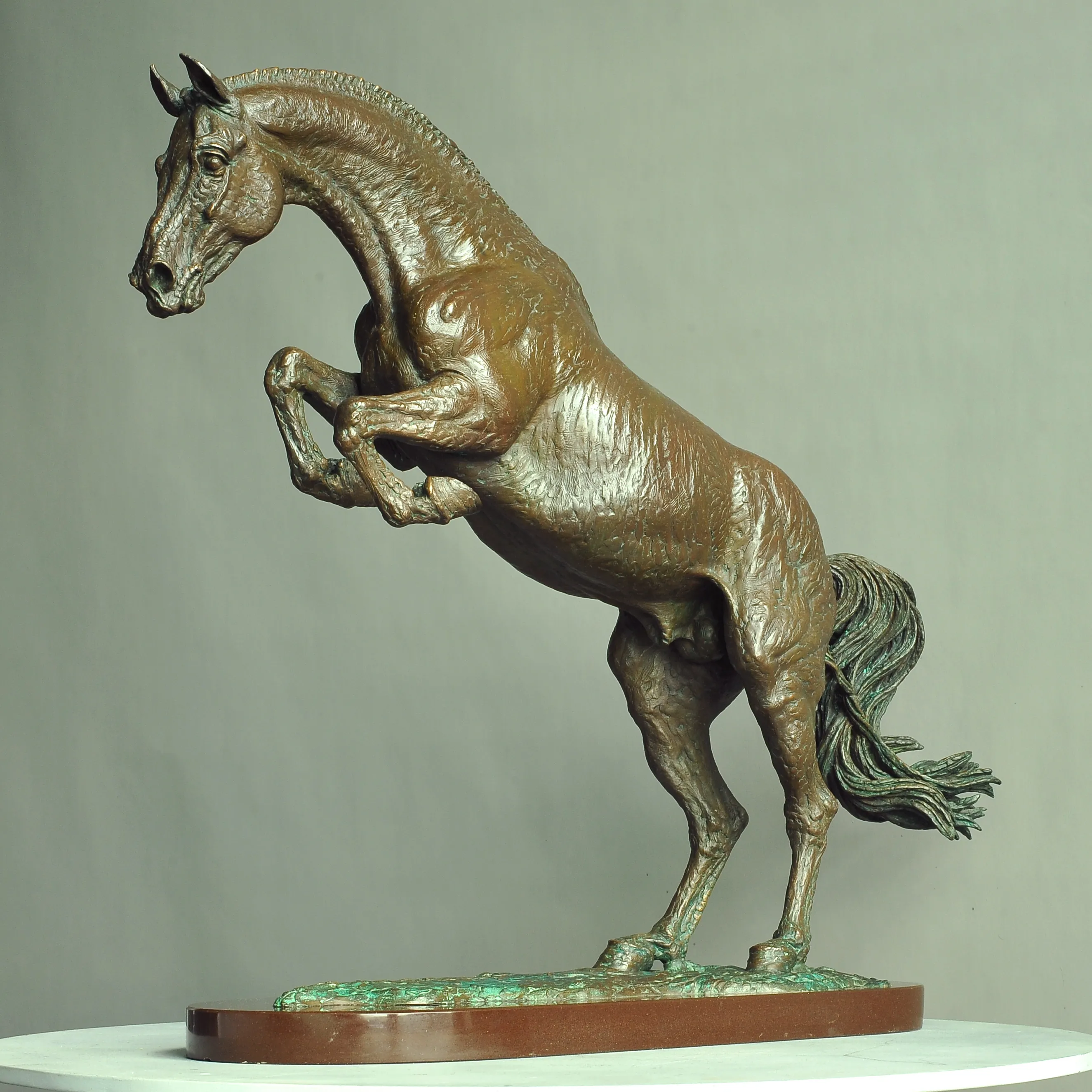 Jump 2, bronze sculpture by Sergey Bondarenko — alternate angle 2