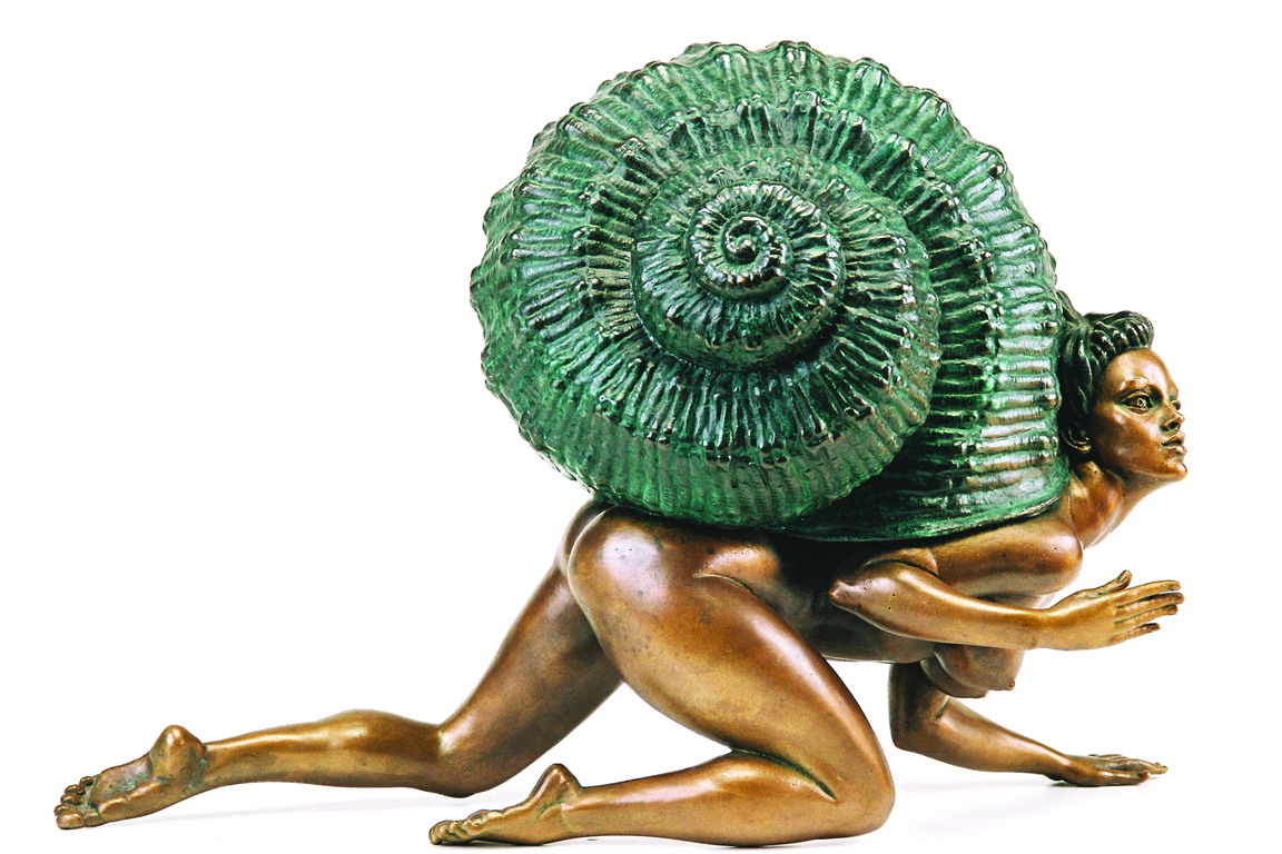 Snail N2, bronze sculpture by Sergey Bondarenko — front view