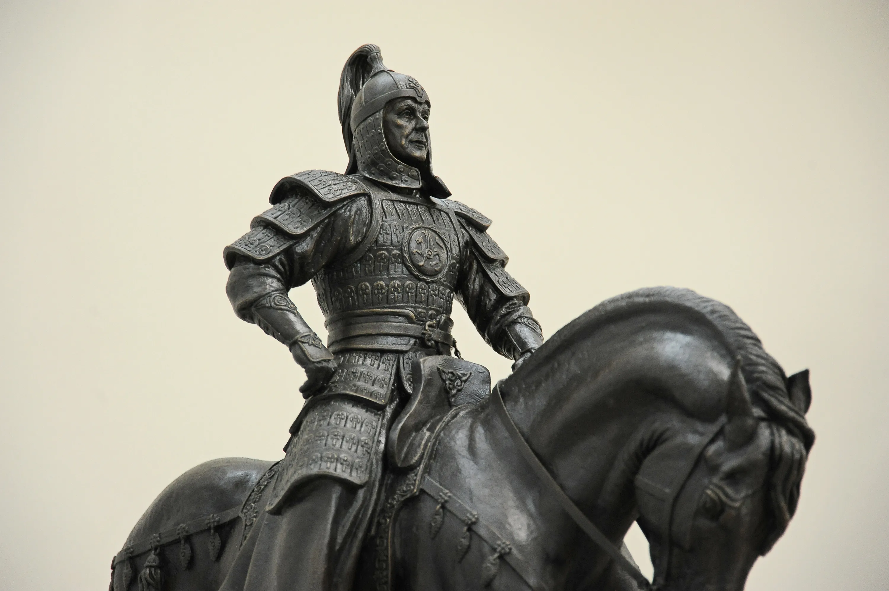 Golden Horde Horseman, bronze sculpture by Sergey Bondarenko — alternate angle 2